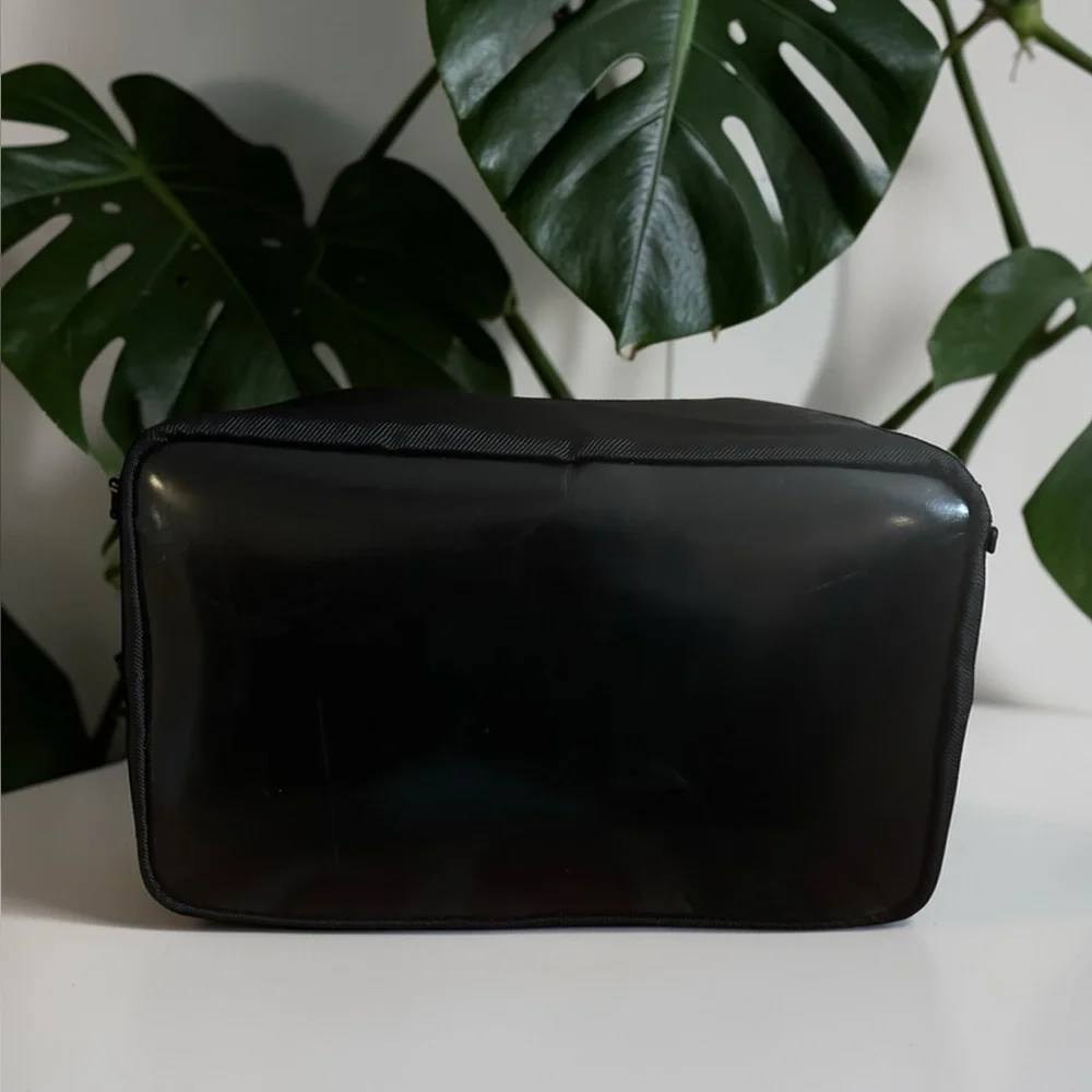 GUCCI Bamboo Shoulder Bag with COA - Picture 5 of 12